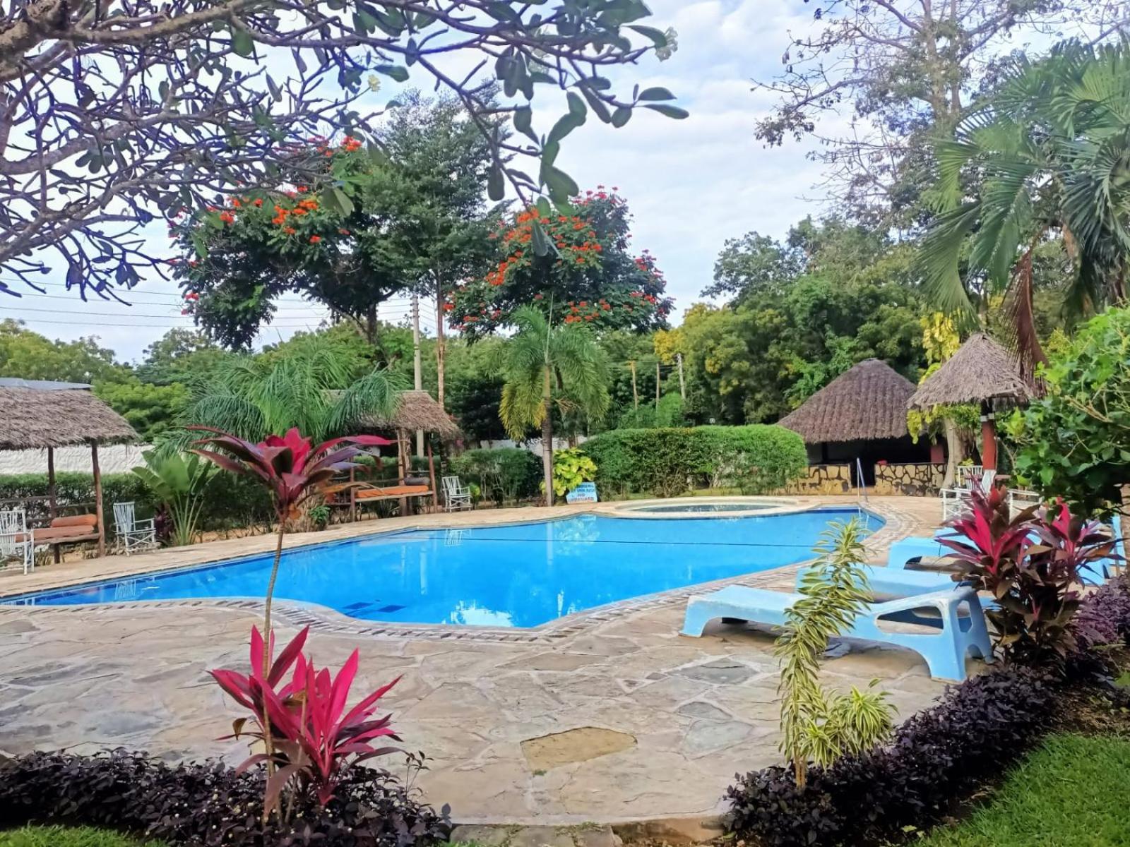 Oasis Diani Beach Villas Esterno foto