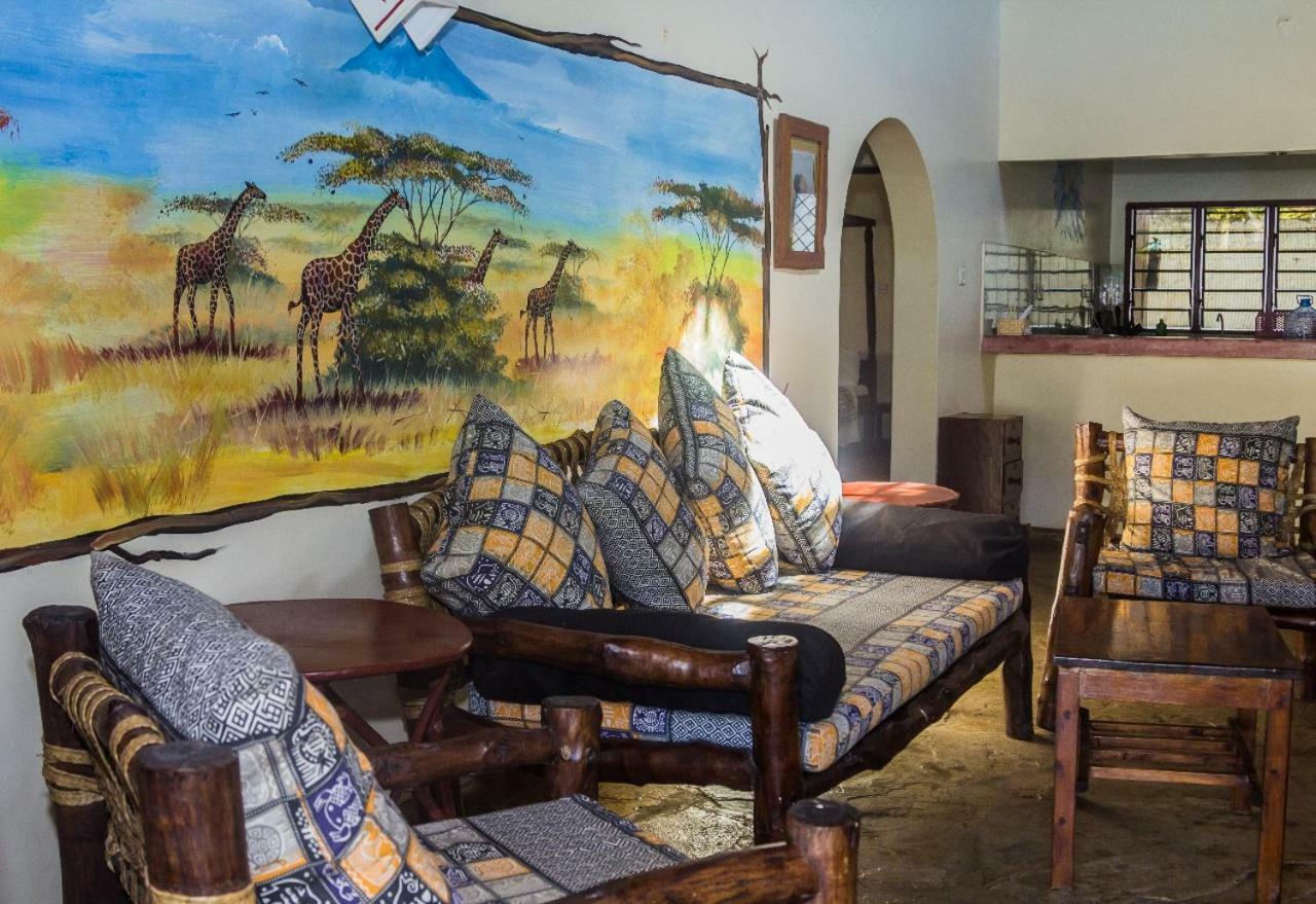 Oasis Diani Beach Villas Esterno foto
